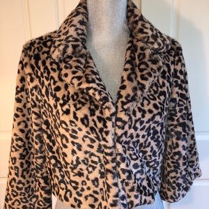 CAbi Lola leopard shrug size small